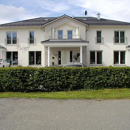 Lifestyle Beauty & Wellness Lägenhet Moosbach  Rum bild